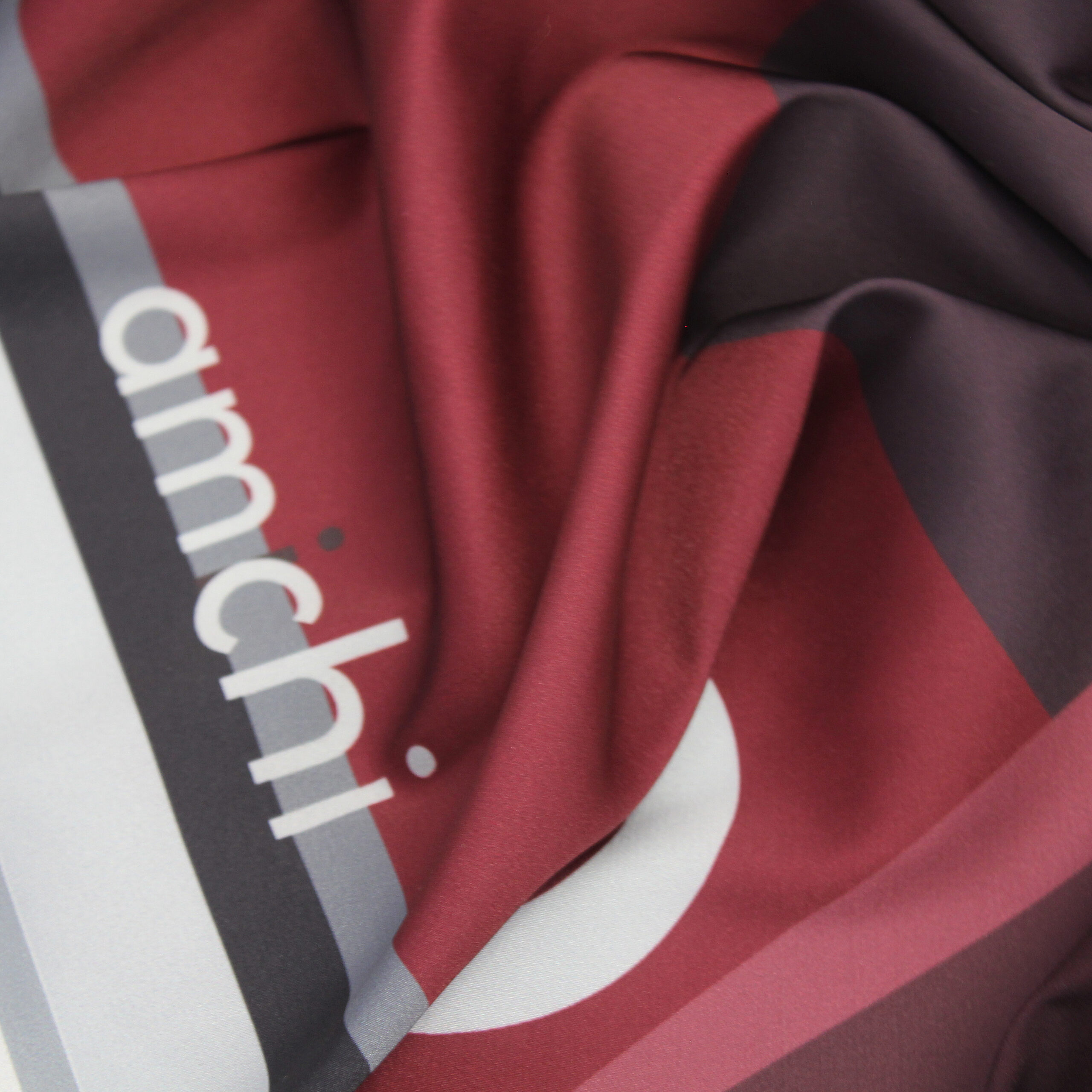 Pañuelo para mujer Amichi Alan cuadrado