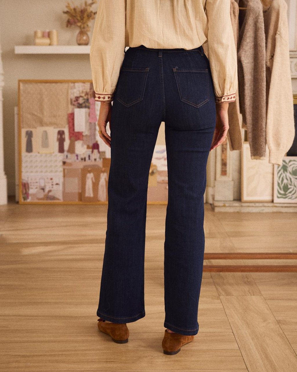 Pantalón vaquero Botones Lucy - Imagen 2
