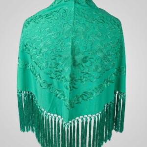 Mantoncillo crepe de seda verde menta bordado al tono 