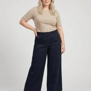 Pantalón super ancho modelo Marley