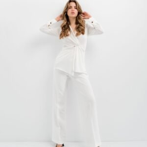 Blusa  textura nudo color crudo