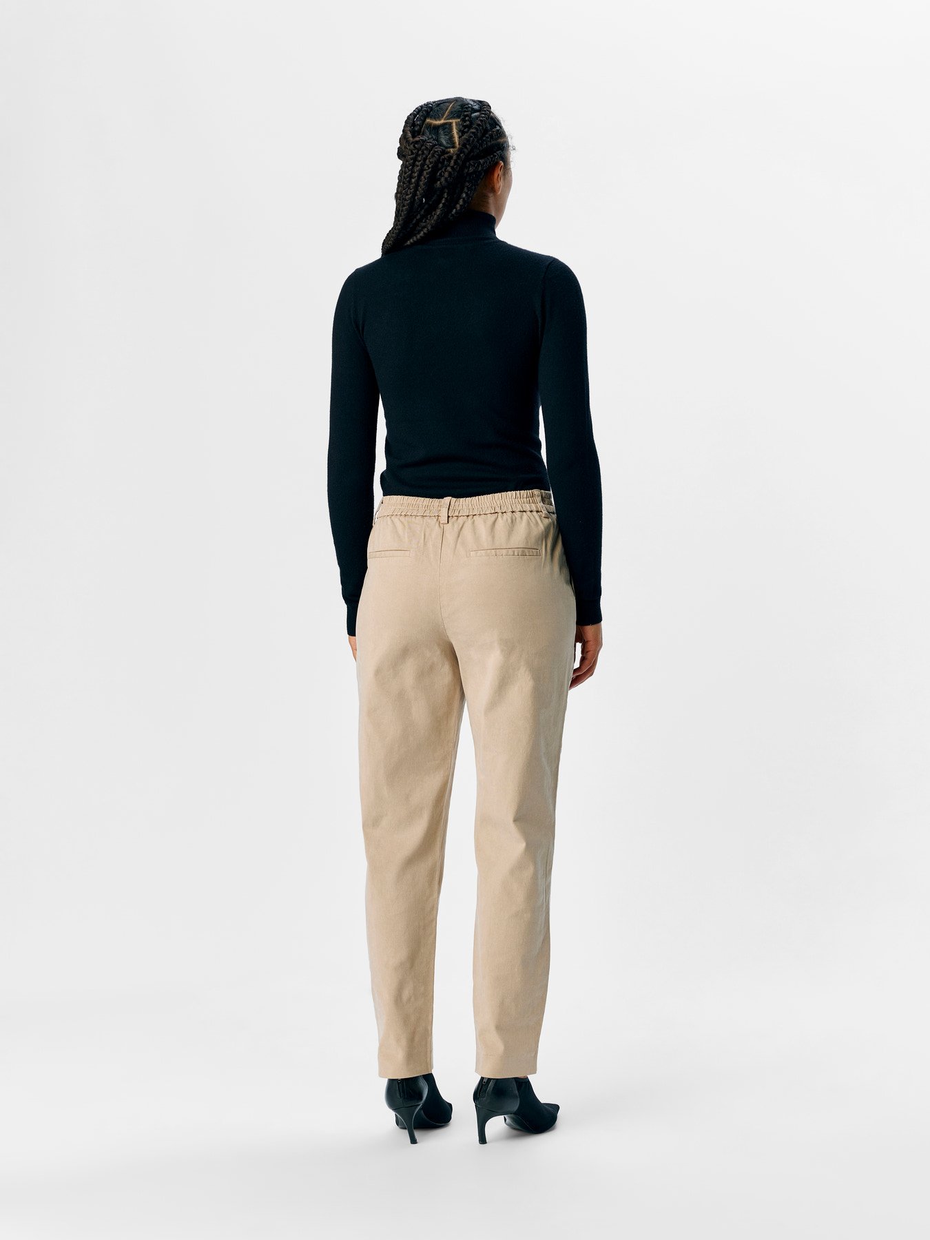 Pantalón chino modelo Mia - Imagen 3