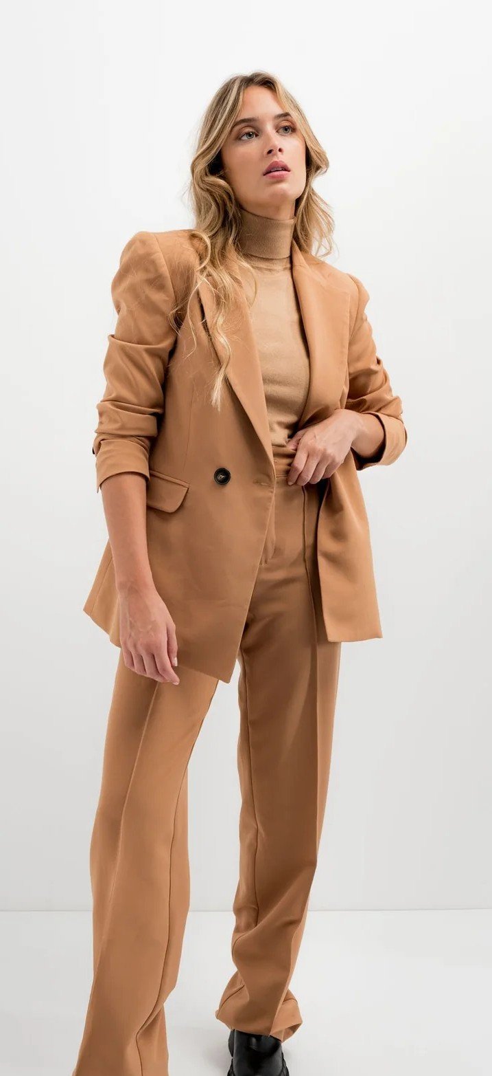 Pantalón beige costura delantera - Imagen 2