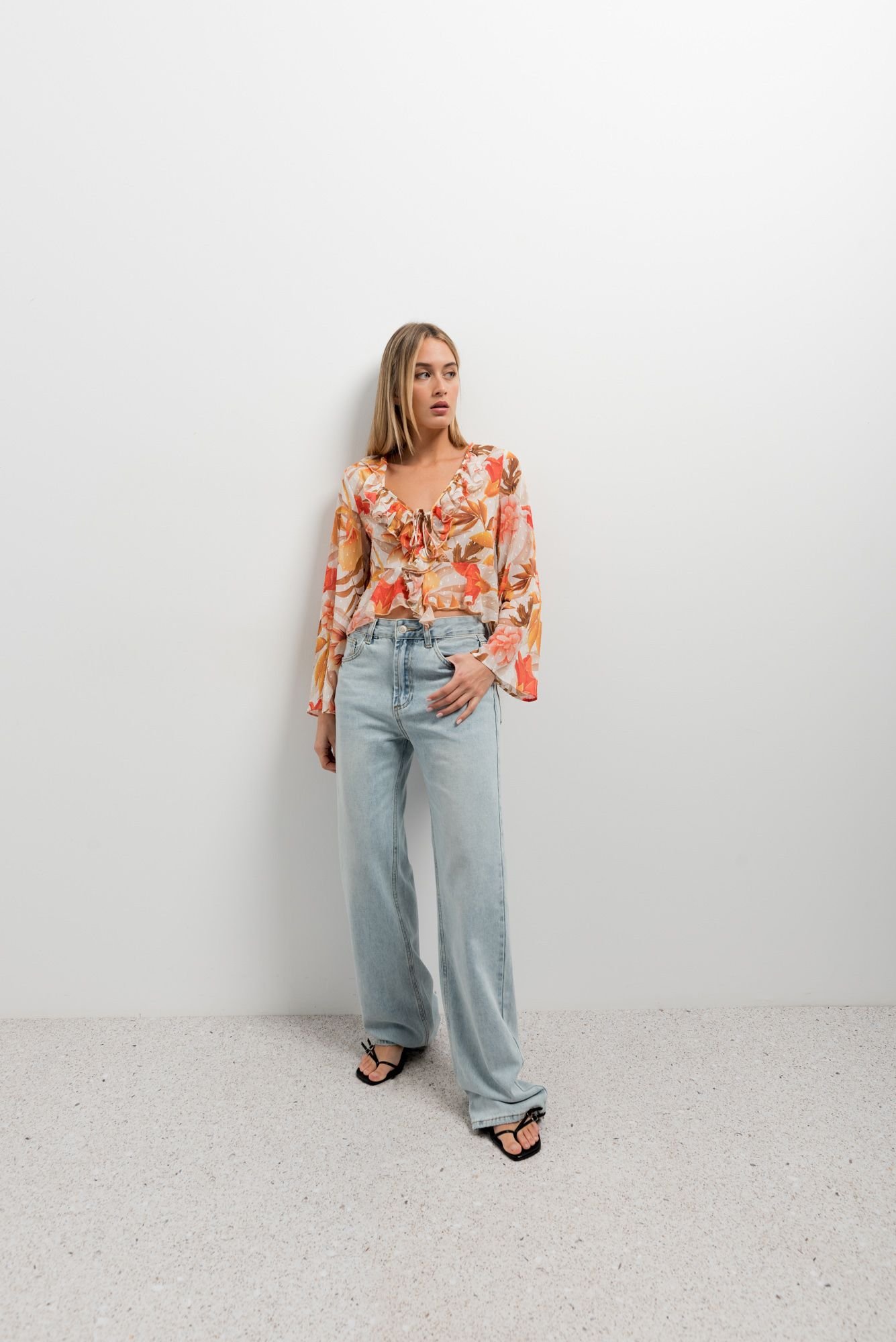 Blusa color crudo estampado floral