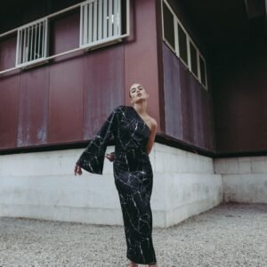 Vestido midi asimétrico - Negro