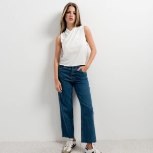 Blusa cruzada color crudo