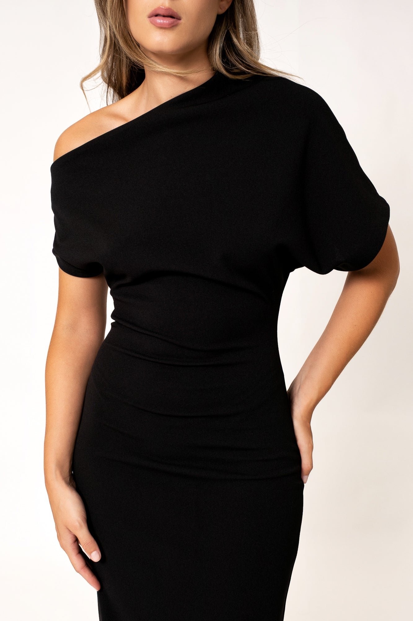 Vestido midi asimétrico - Negro - Imagen 4