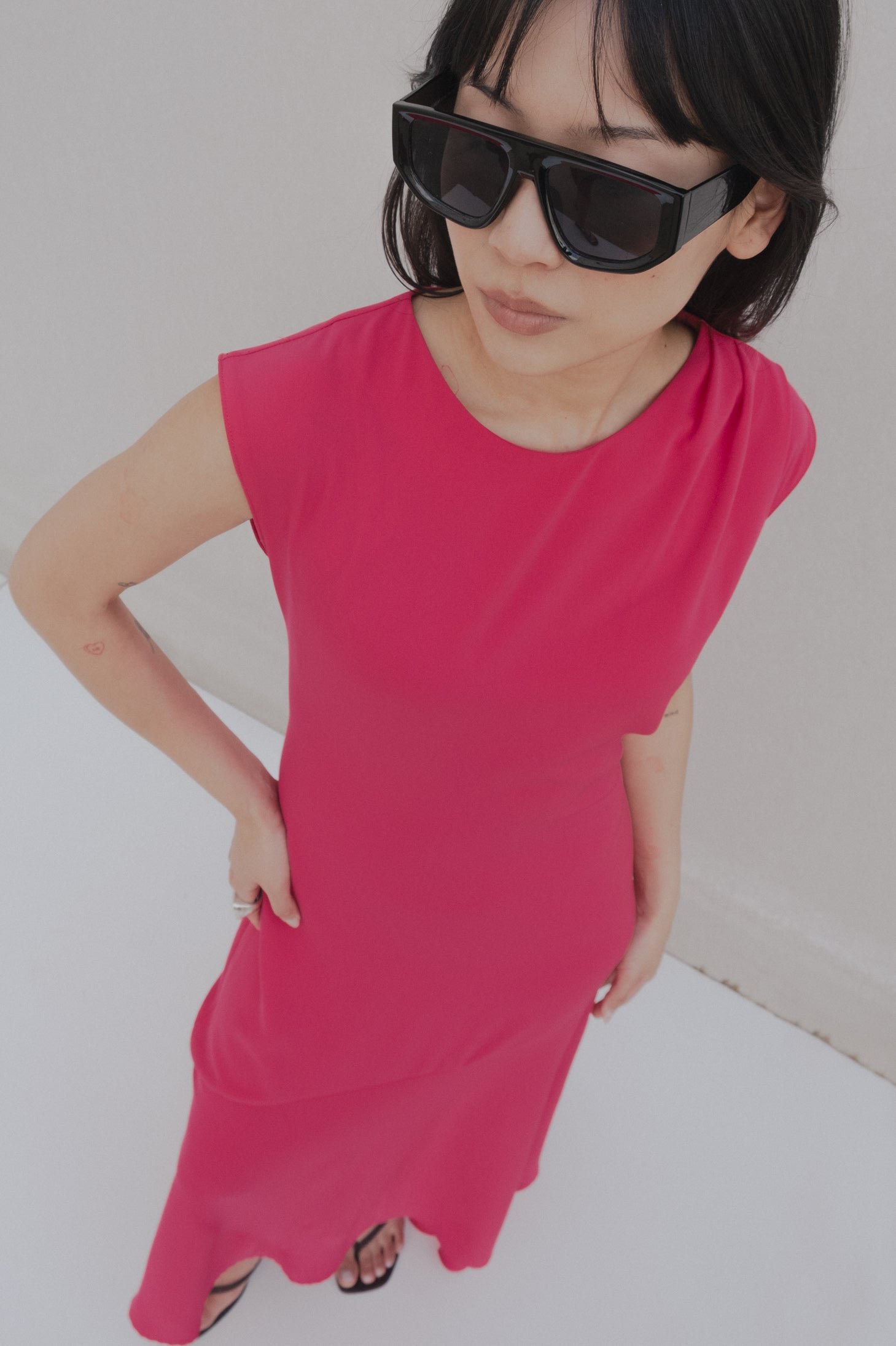 Vestido midi asimétrico - Rojo - Imagen 3