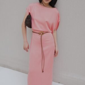 Vestido rosa midi satinado cinturón