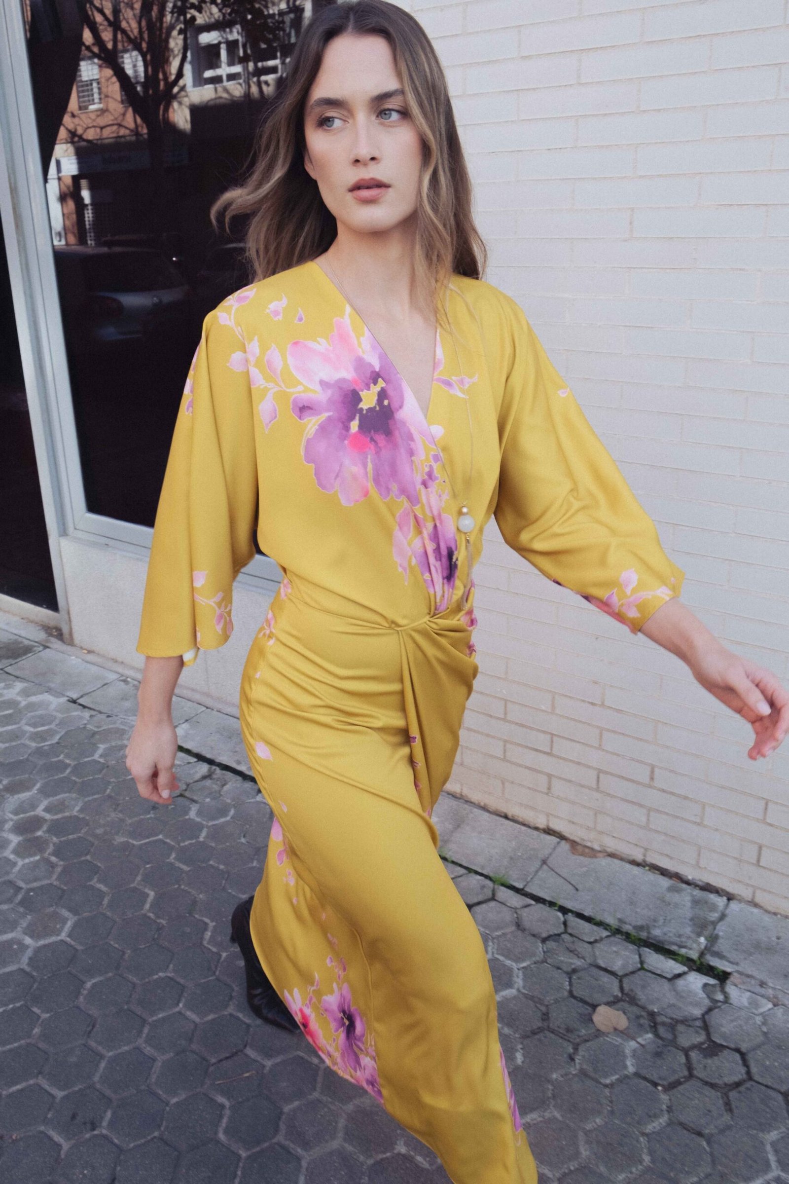Vestido midi estampado satinado - Imagen 7
