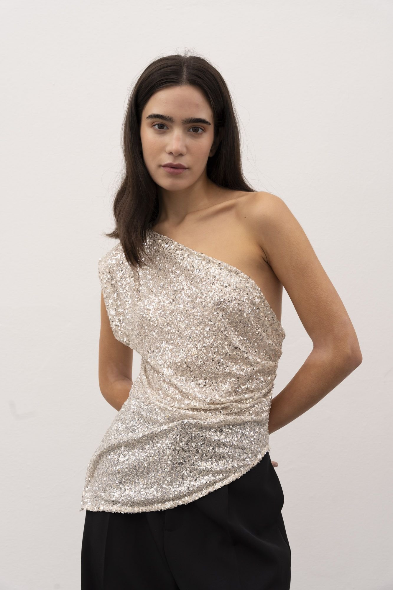 Top asimétrico - Beige