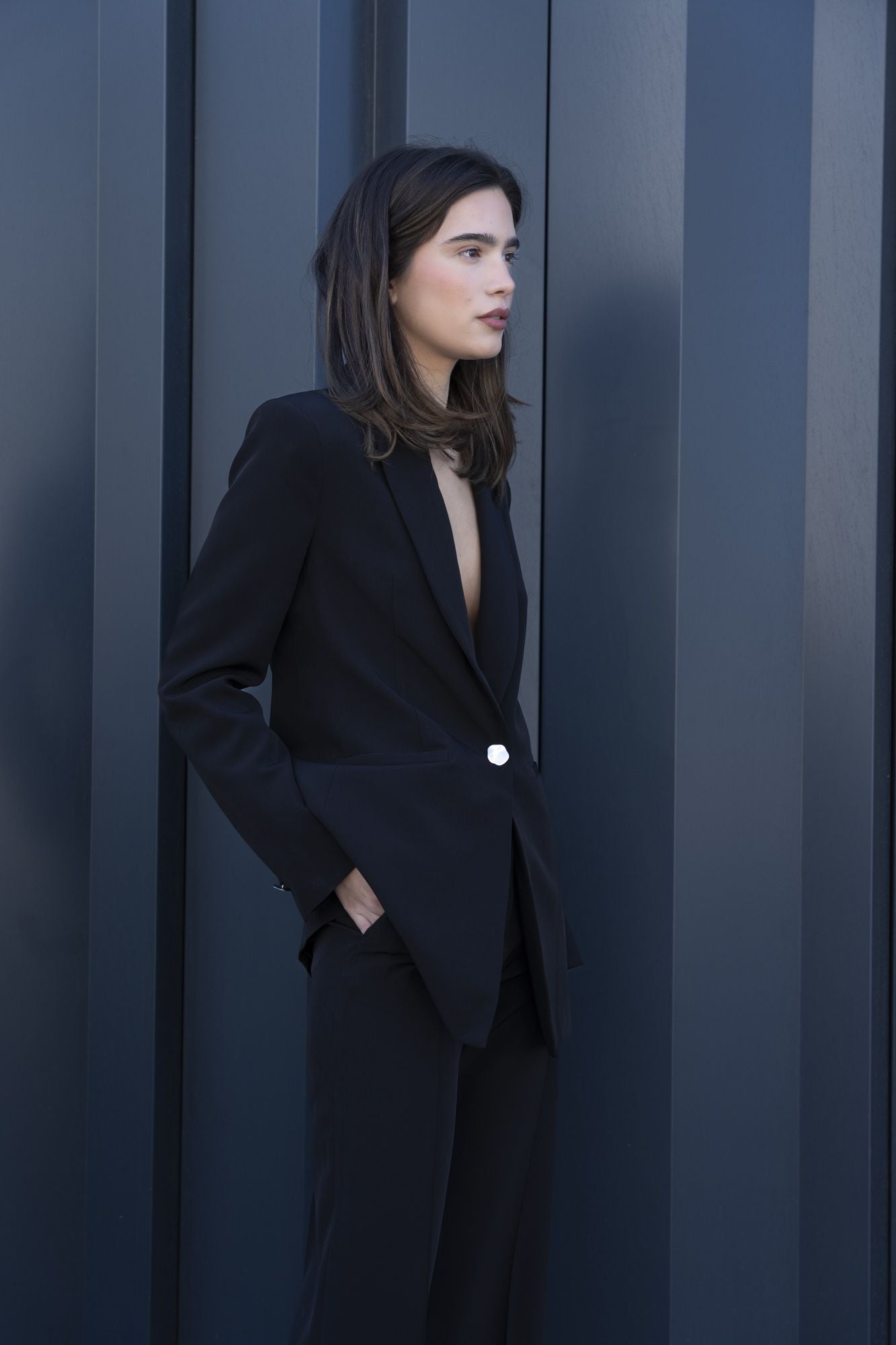 Blazer negro botón plateado - Imagen 2