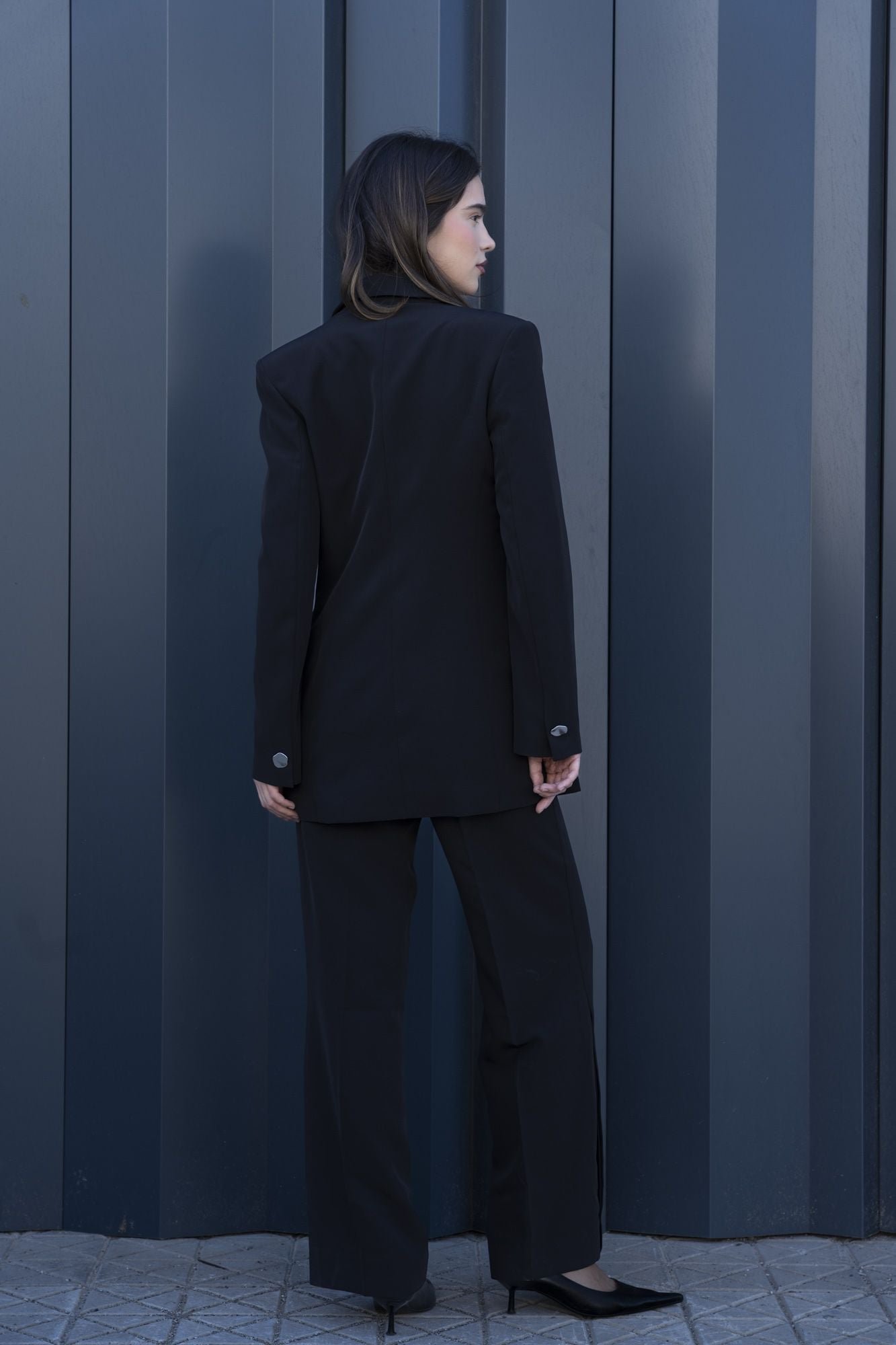 Blazer negro botón plateado - Imagen 4