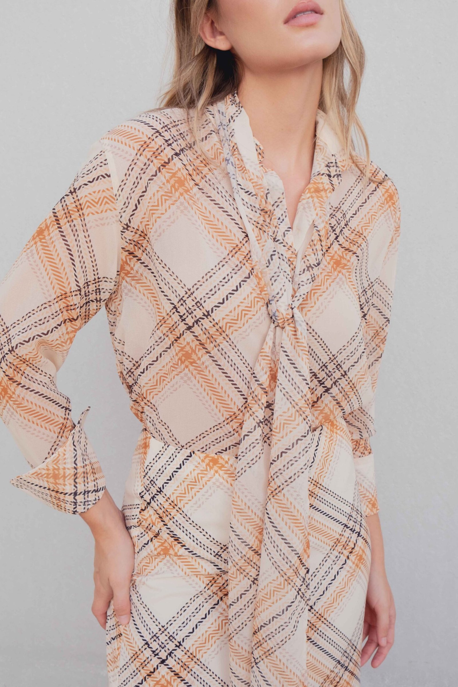 Falda estampada cuadros - Beige - Imagen 2