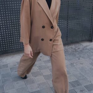 Pantalón recto fluido - Camel