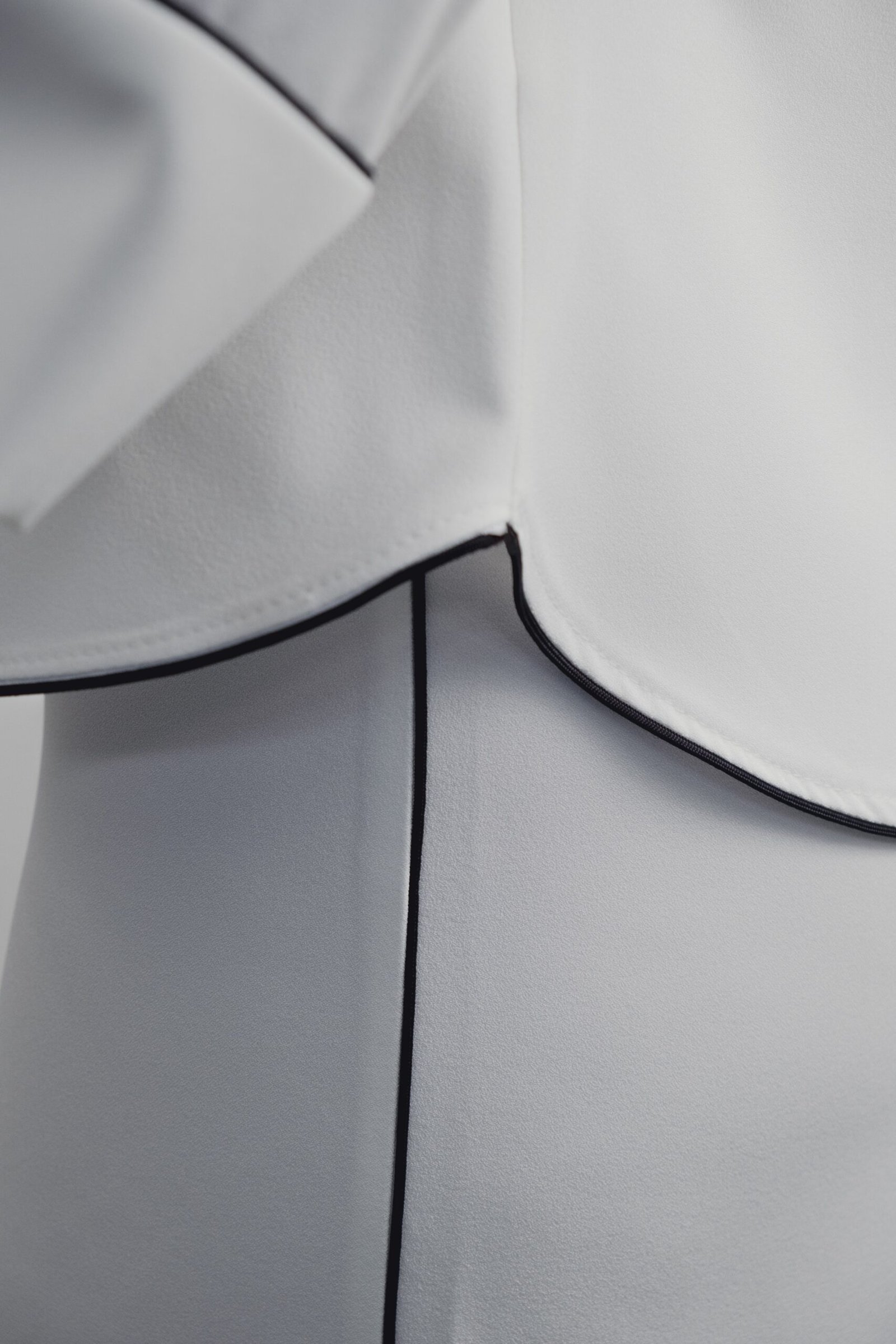 Blusa vivos contraste color crudo - Imagen 5