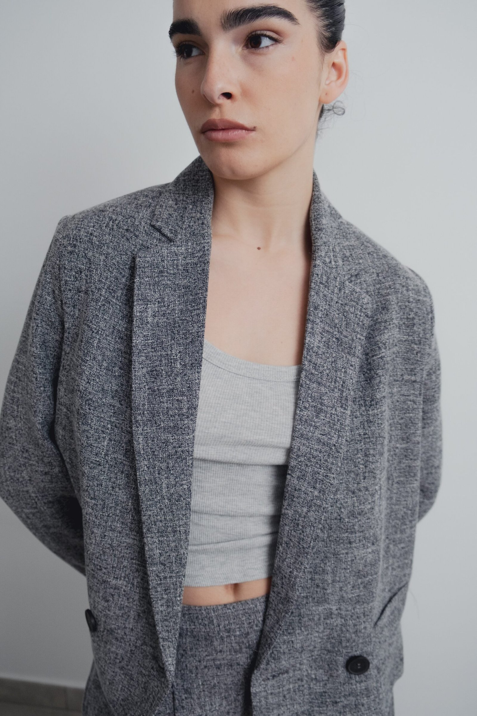 Blazer estructura cruzada cropped