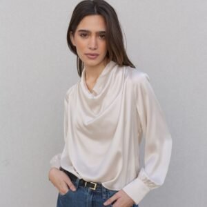Blusa satinada lazada beige