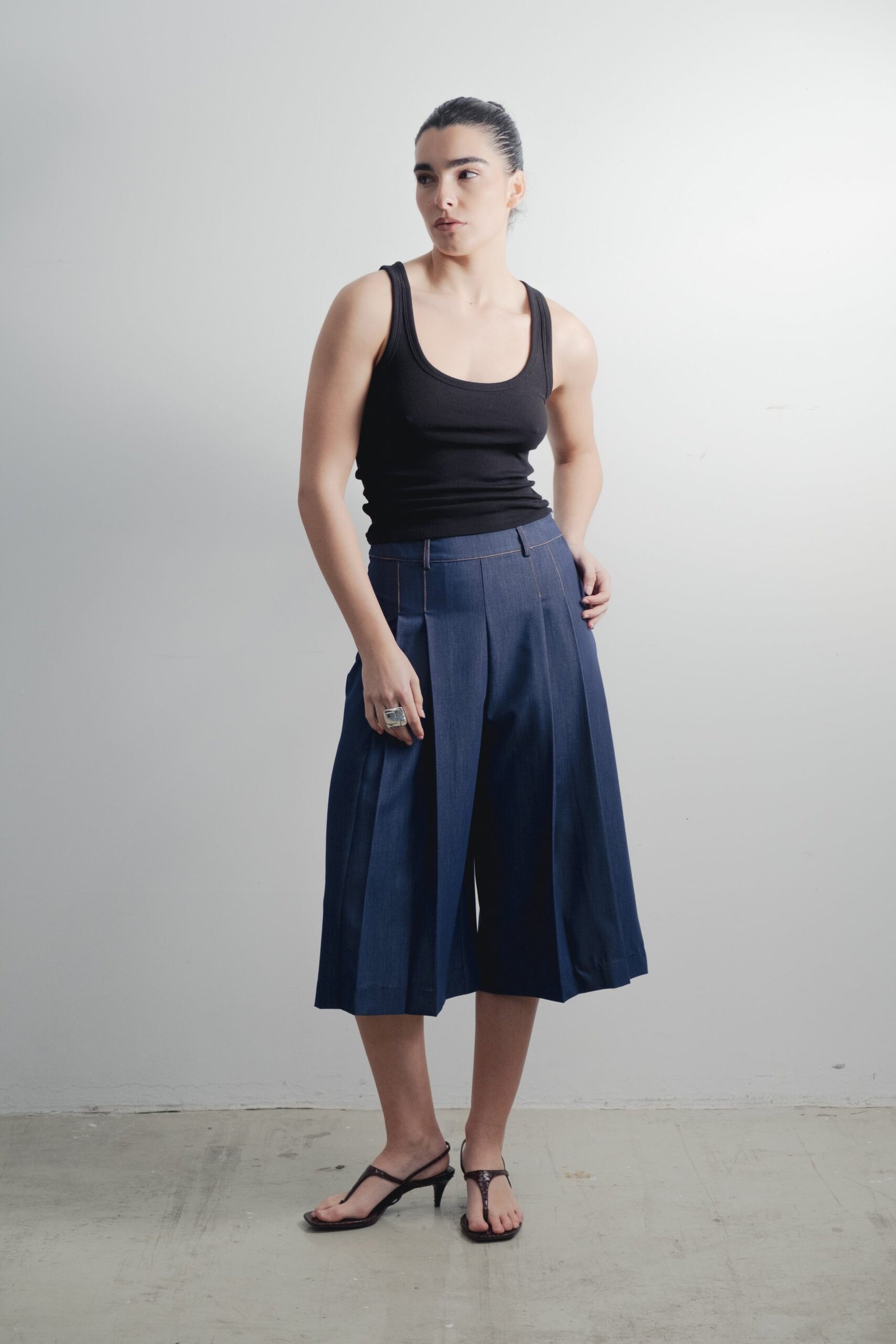 Bermuda fluida efecto denim - Imagen 3