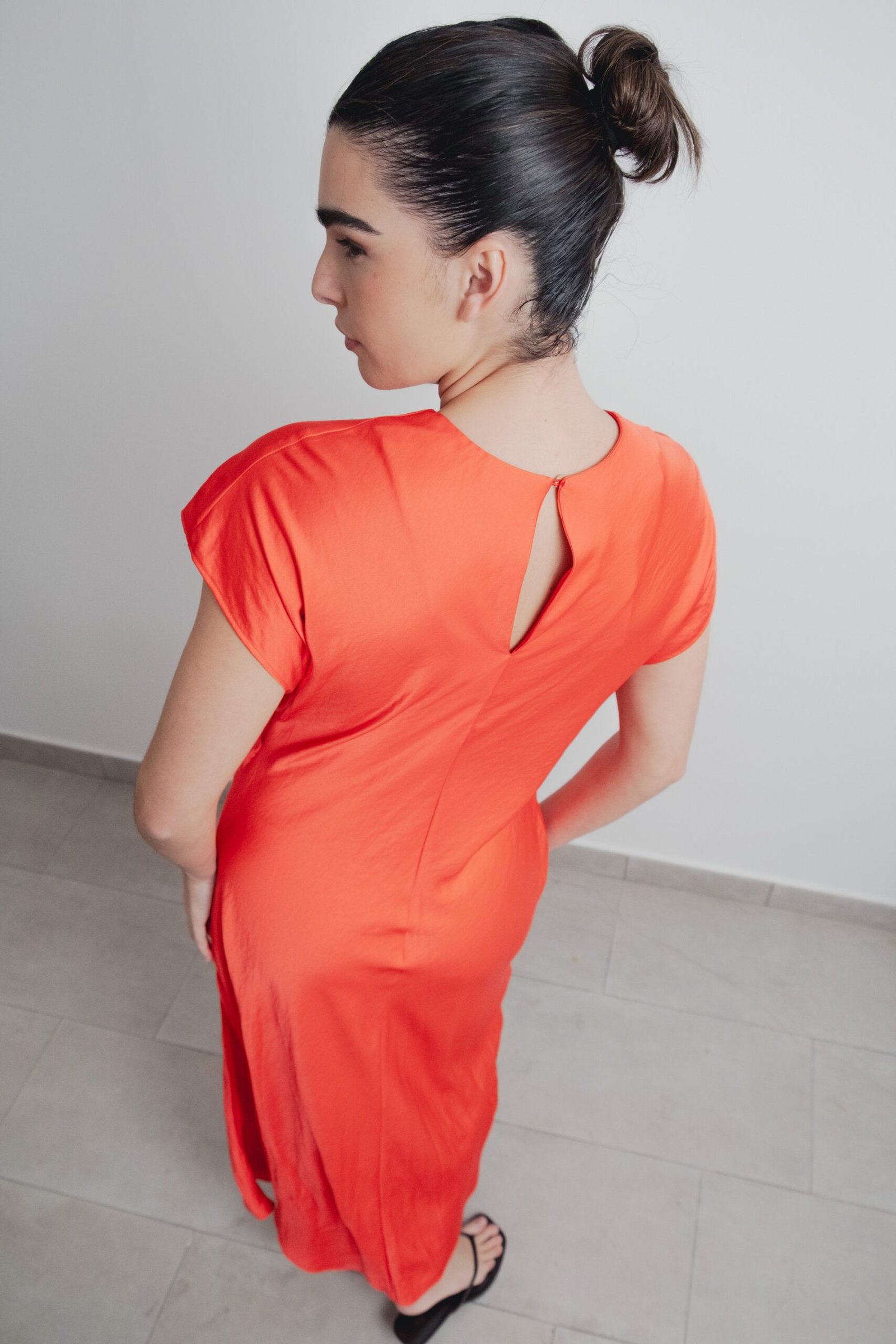 Vestido coral nudo delantero - Imagen 5