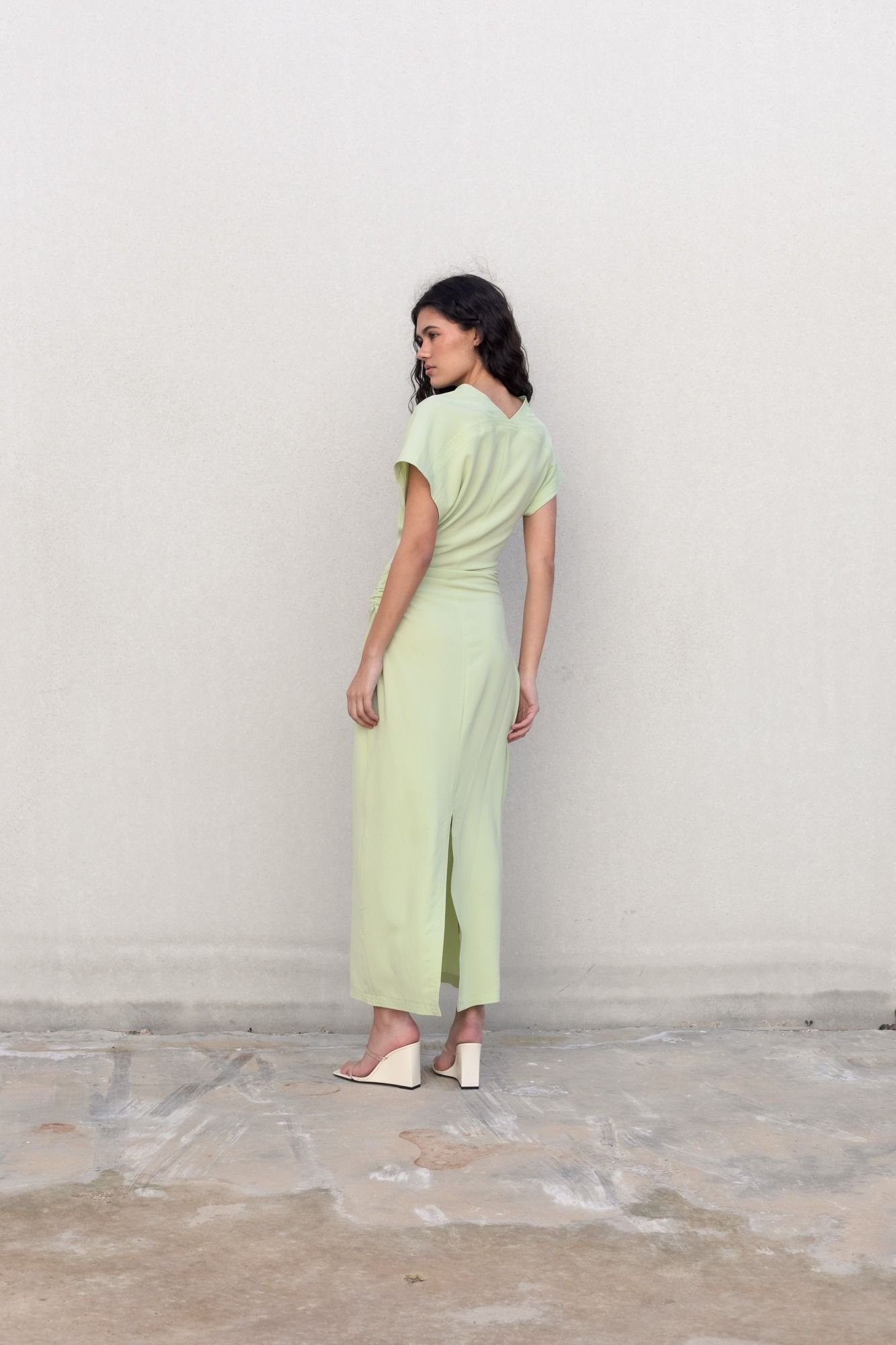Vestido midi frunces - Verde - Imagen 8