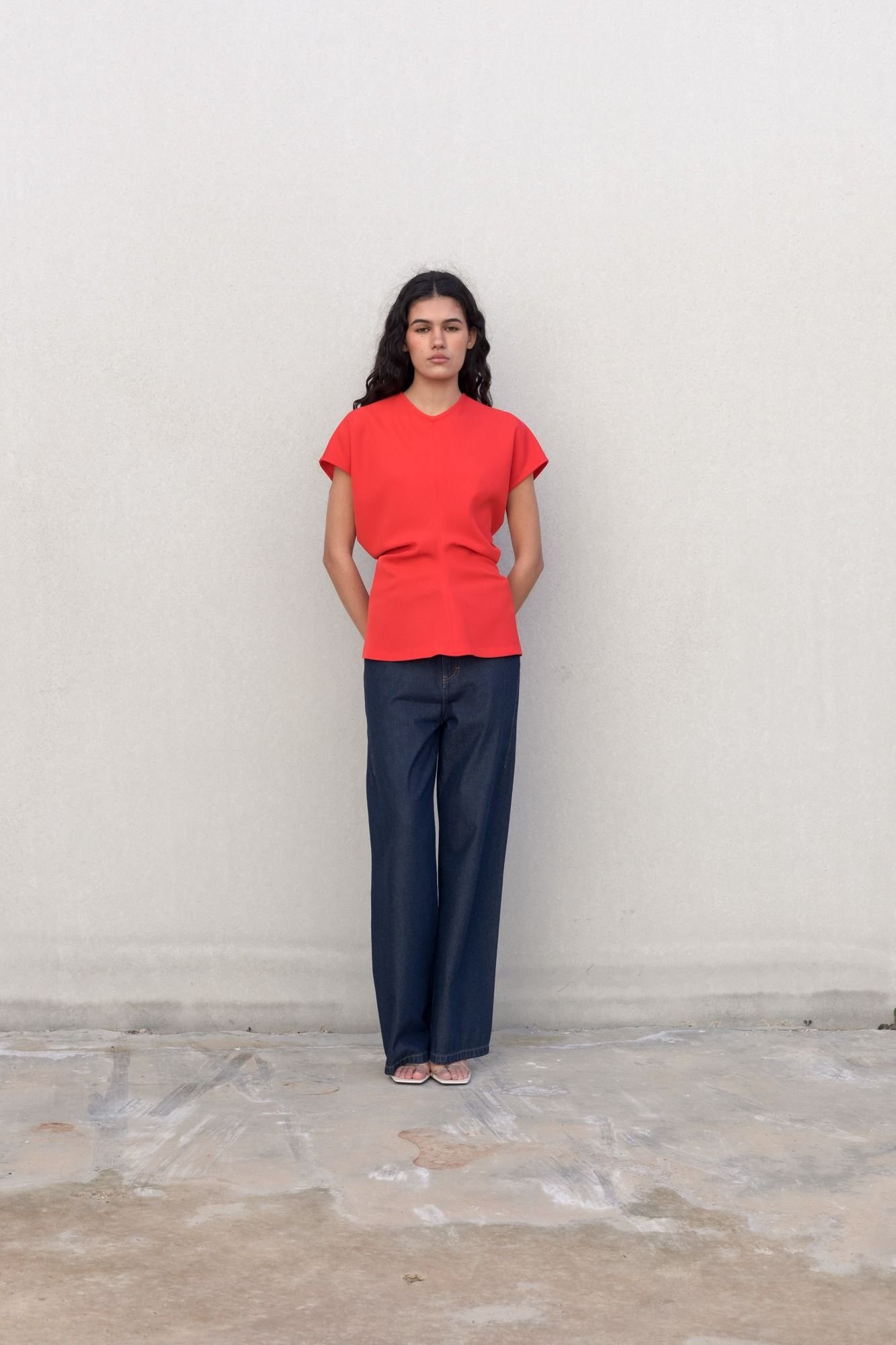Blusa frunce color rojo