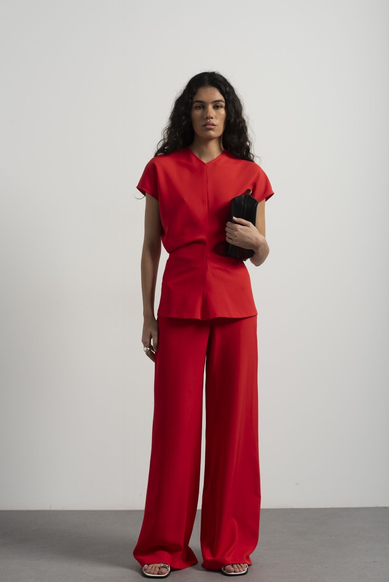 Blusa frunce color rojo - Imagen 8